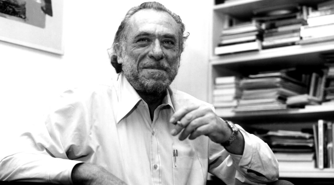 Никога не плащат достатъчно на робите, че да могат да се освободят. Само толкова, че да останат живи и да се връщат на работа - Буковски